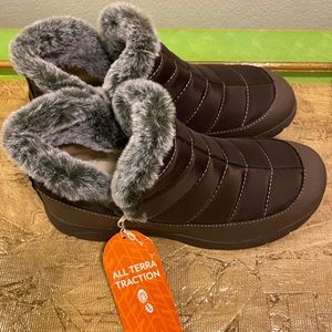 JBU by Jambu Women’s Memory Foam Boots with All Terra Traction.